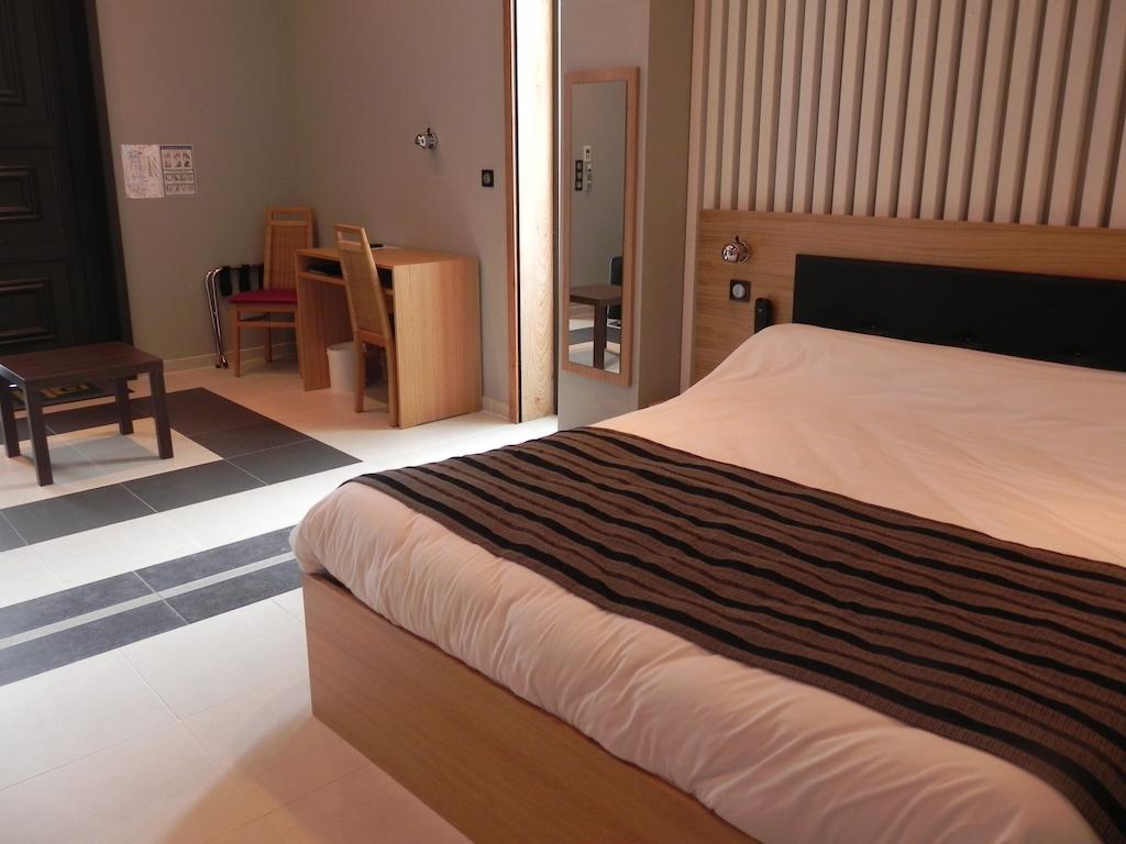 Hotel - Restaurant Au Tonnelier Bergues Ngoại thất bức ảnh
