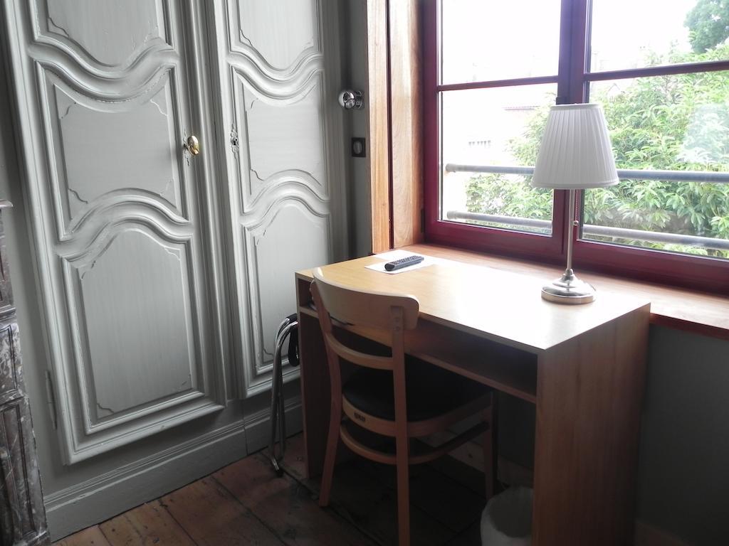 Hotel - Restaurant Au Tonnelier Bergues Phòng bức ảnh
