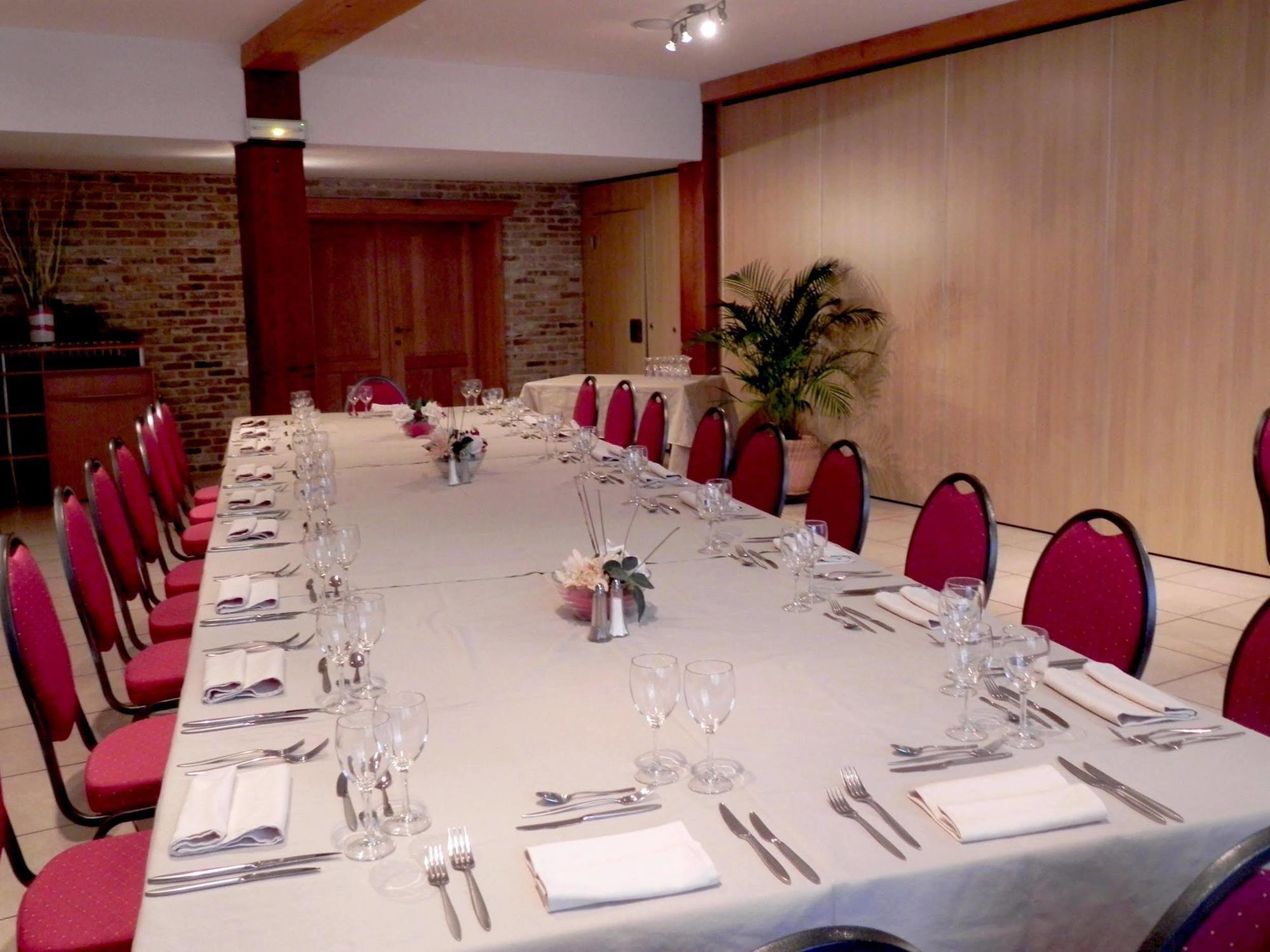 Hotel - Restaurant Au Tonnelier Bergues Ngoại thất bức ảnh