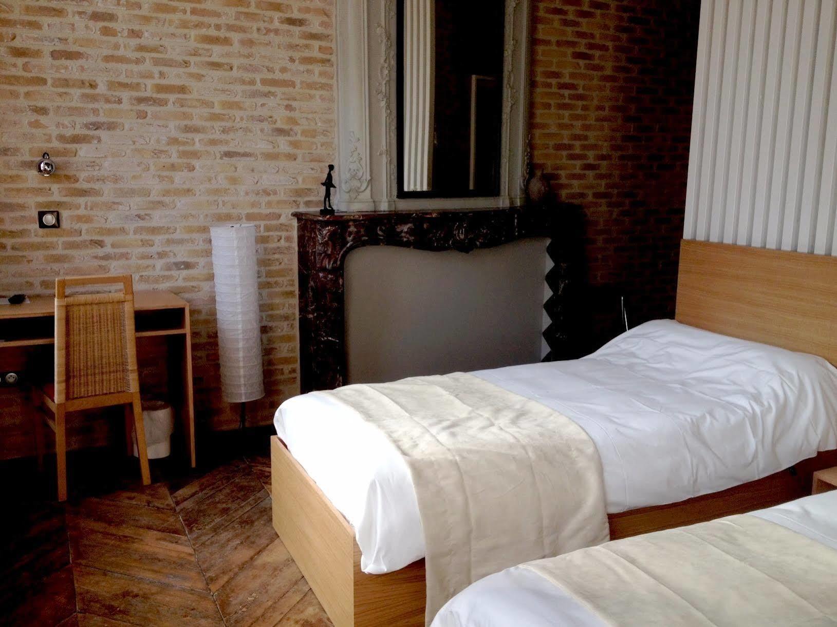 Hotel - Restaurant Au Tonnelier Bergues Ngoại thất bức ảnh