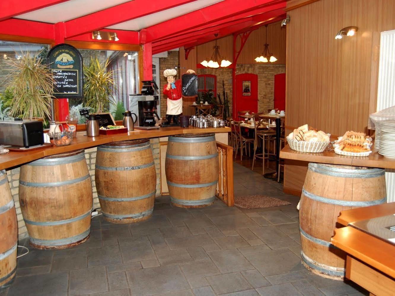 Hotel - Restaurant Au Tonnelier Bergues Ngoại thất bức ảnh